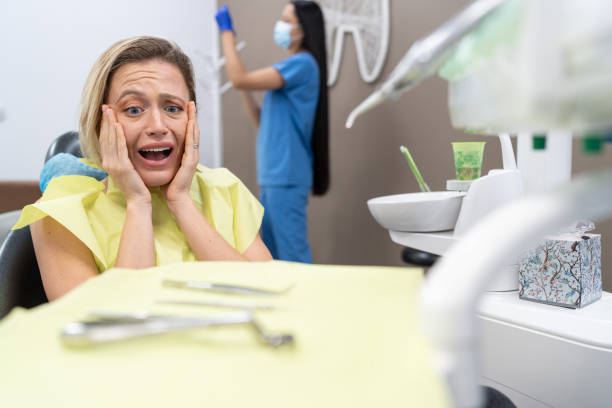 Best Emergency Tooth Extraction in Inverness, IL